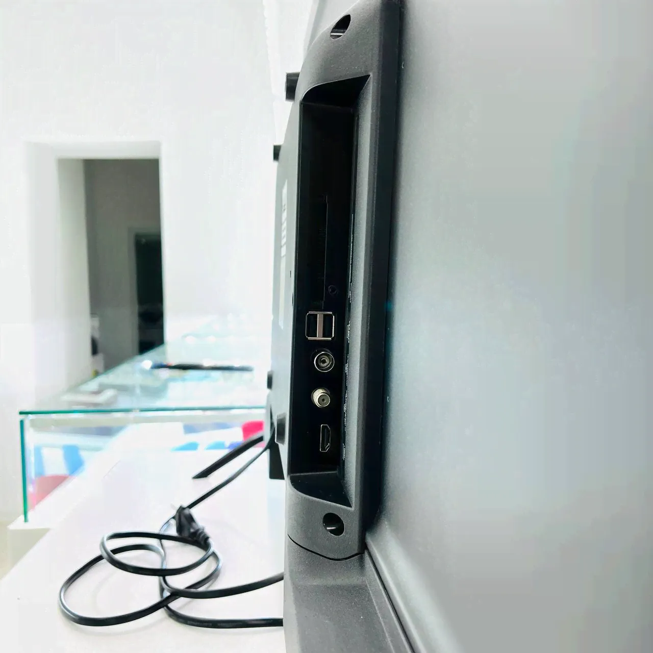 43" Телевизор Haier 43 SMART TV S2, лот 561157-1